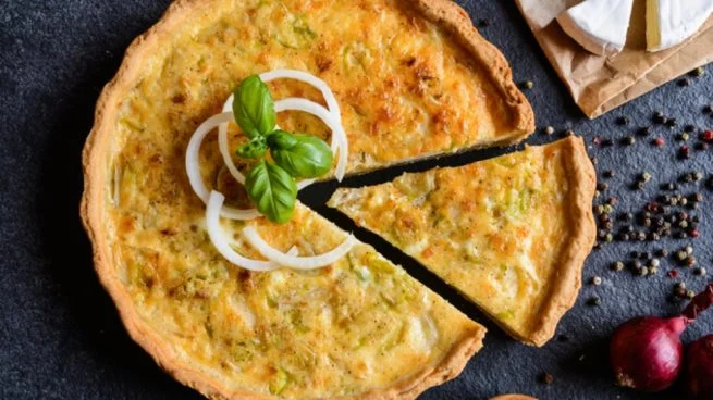 Tartaleta de Queso Butirro y Cebolla